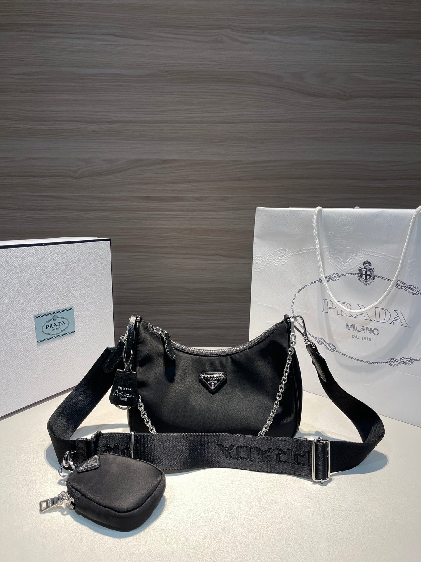 PRADA/3-in-1 shoulder bag/chain bag/hobo bag