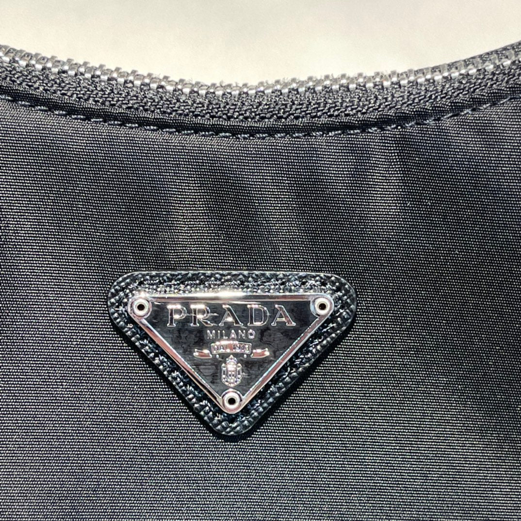 PRADA/3-in-1 shoulder bag/chain bag/hobo bag