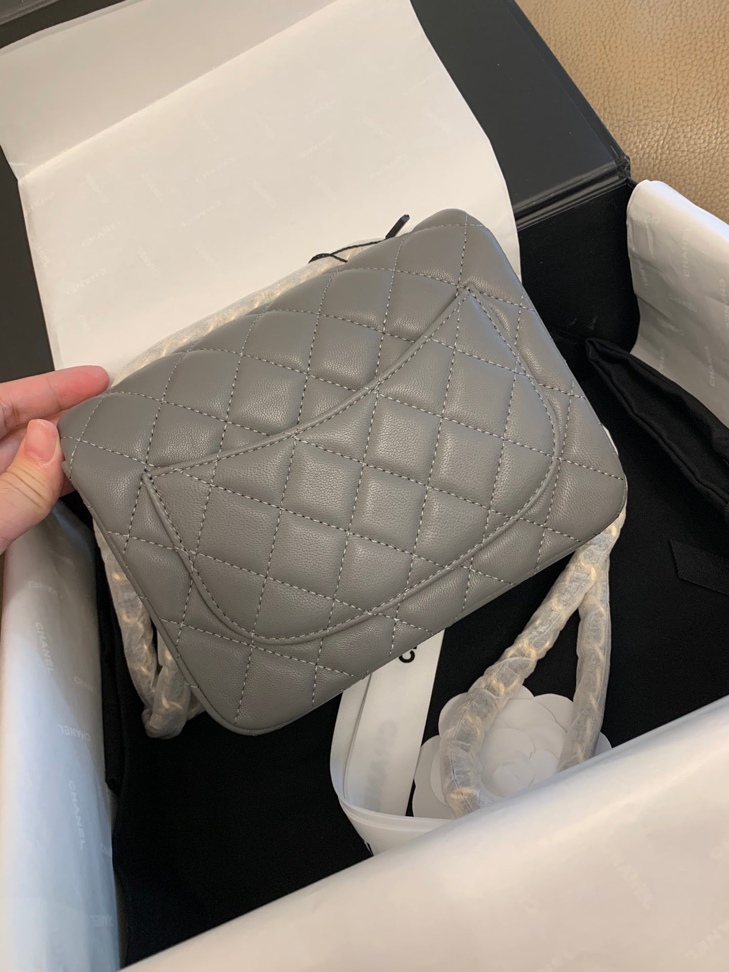 CHANEL 22A Classic Flap CF