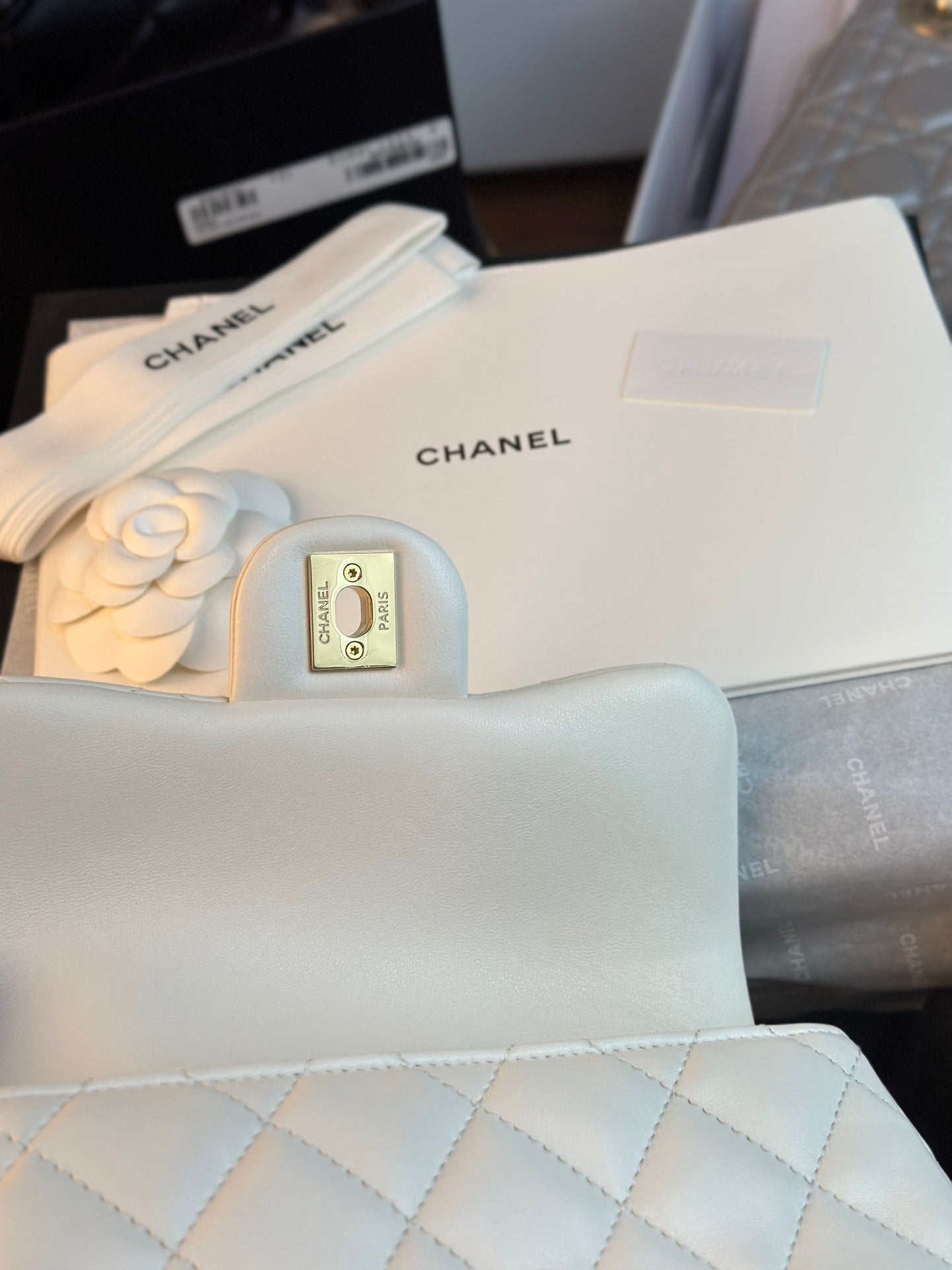 CHANEL 24s
