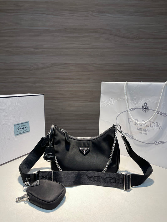PRADA/3-in-1 shoulder bag/chain bag/hobo bag