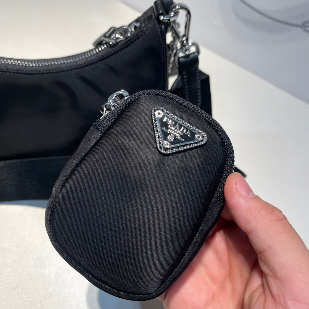 PRADA/3-in-1 shoulder bag/chain bag/hobo bag