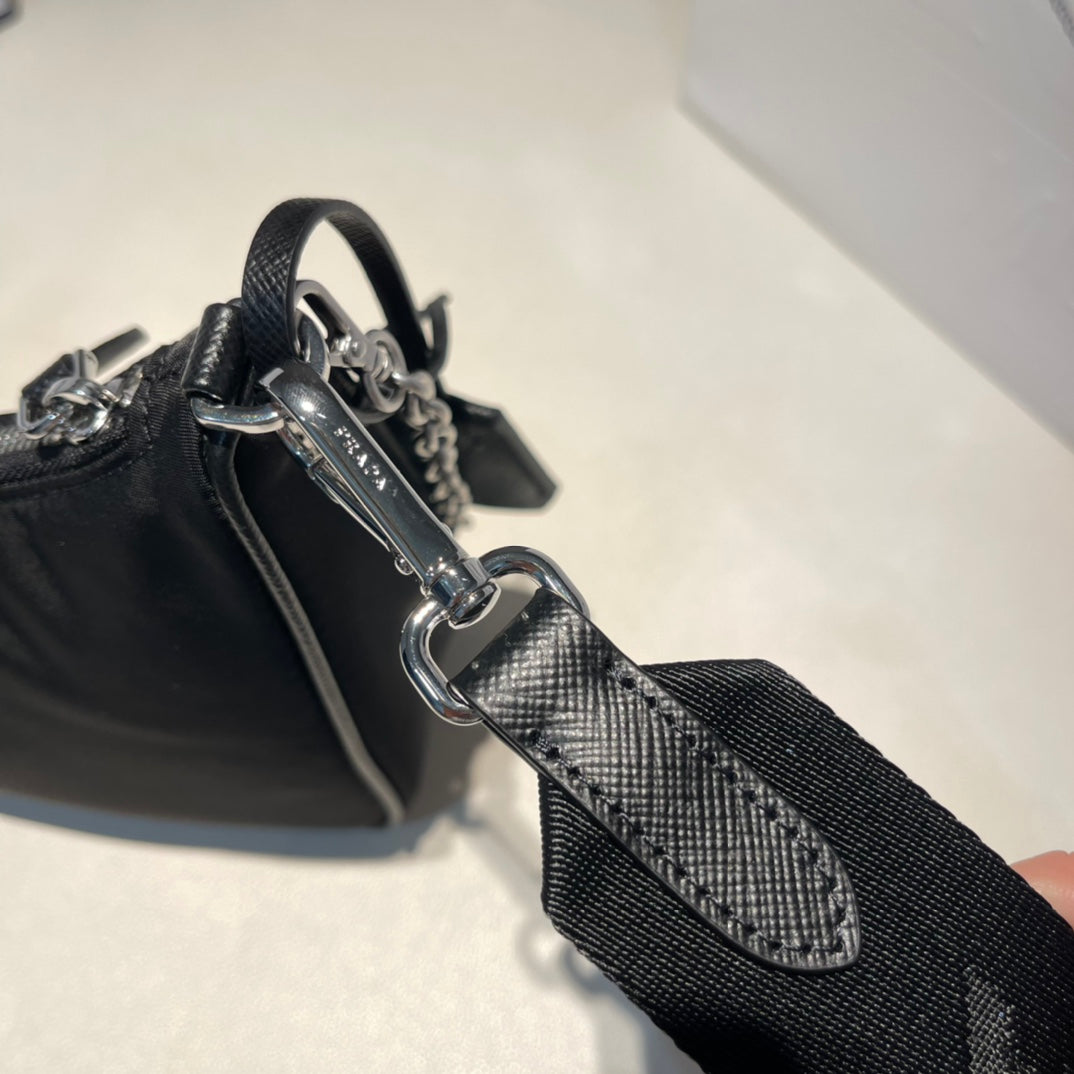 PRADA/3-in-1 shoulder bag/chain bag/hobo bag