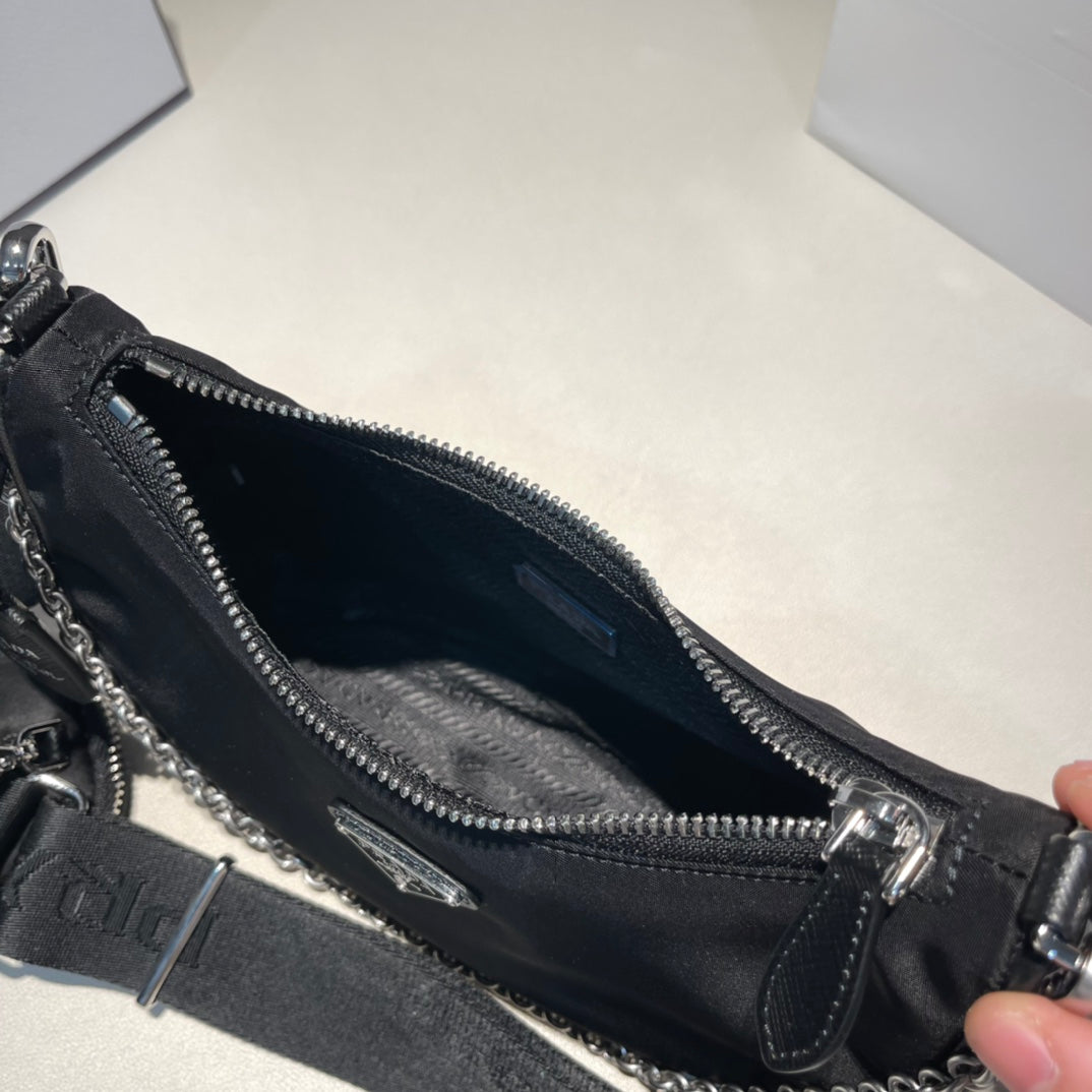 PRADA/3-in-1 shoulder bag/chain bag/hobo bag