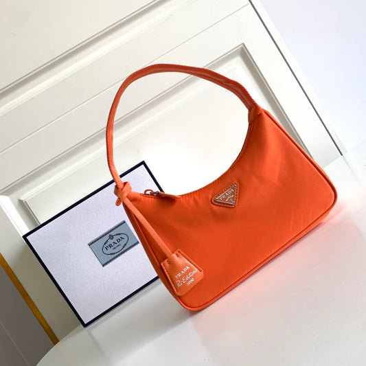PRADA/Re-Edition 2000/Front logo zipper closure/Recycled nylon/Shoulder bag/Mini/Women's/Orange