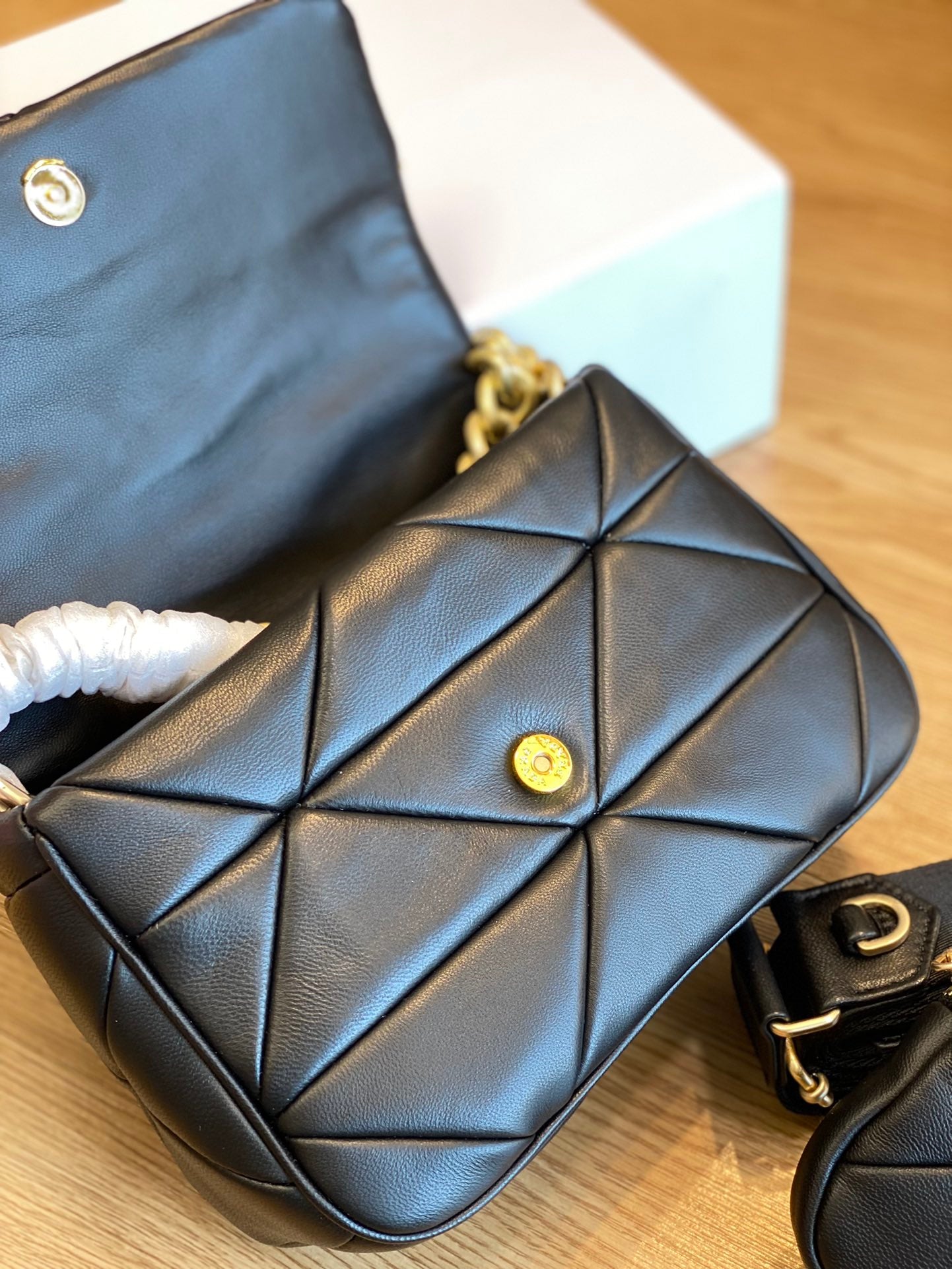 PRADA /Triangle Logo/Shoulder Bag/Ladies/Black