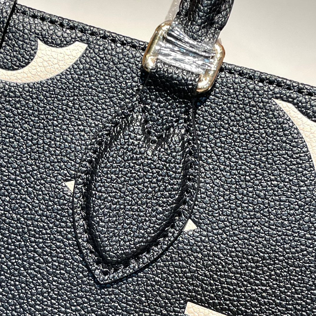 Louis Vuitton/ On the go / Small / Tote bag / Black * Beige