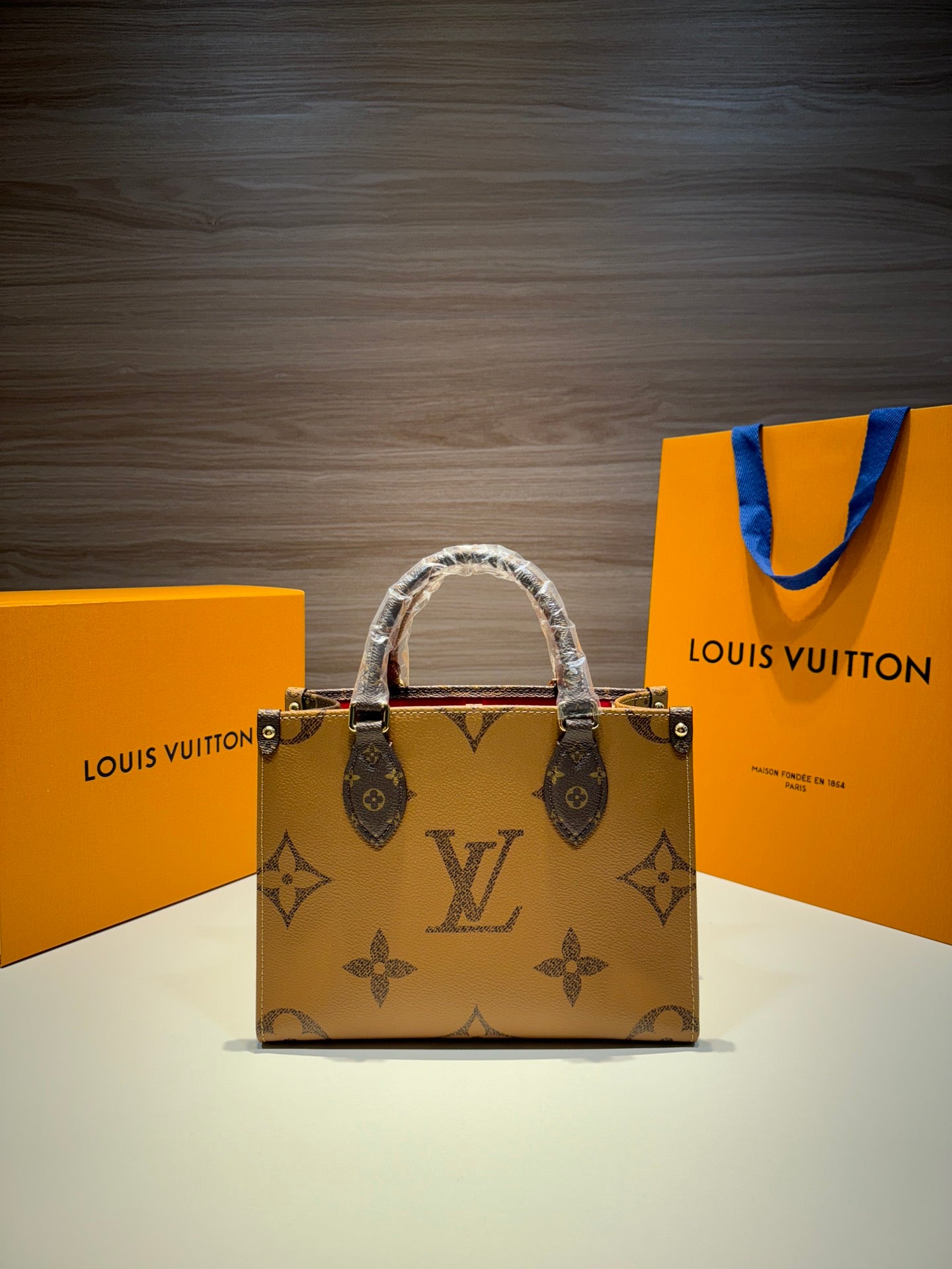 Louis Vuitton/ On the go / Small / Tote bag / Brown