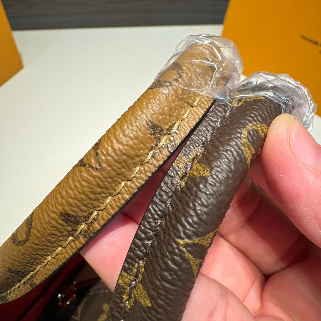 Louis Vuitton/ On the go / Small / Tote bag / Brown