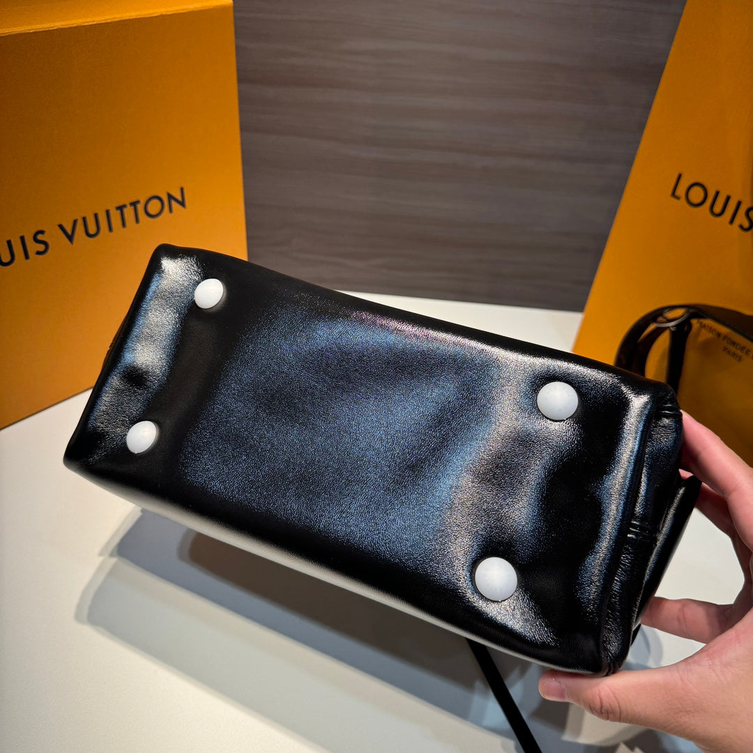 Louis Vuitton/Carryall Cargo/Lambskin/Tote bag/Small