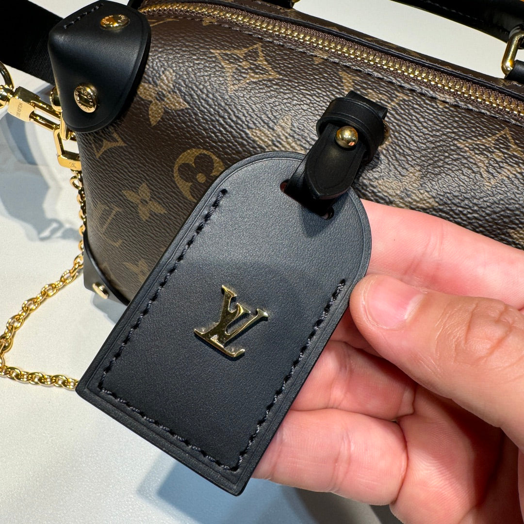 Louis Vuitton/New Monogram Handbag/Shoulder Bag/PETITE MALLE SOUPLE/Handbag/Black