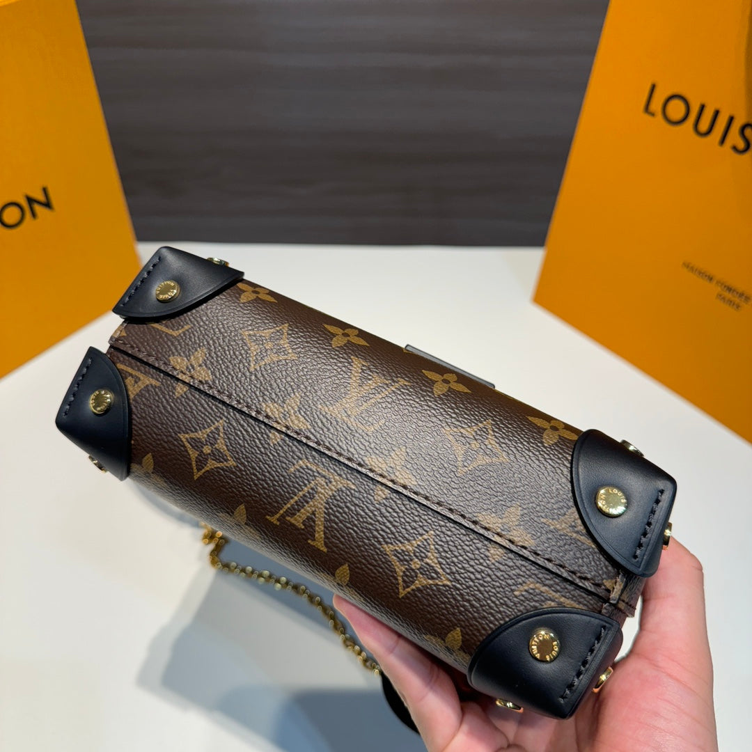 Louis Vuitton/New Monogram Handbag/Shoulder Bag/PETITE MALLE SOUPLE/Handbag/Black